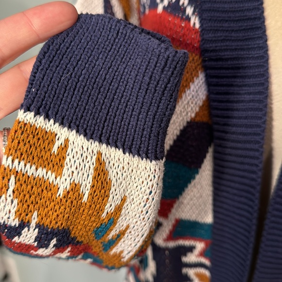 Divided by H&M bold Aztec sweater cardigan Size XS oversized fit - Picture 4 of 7